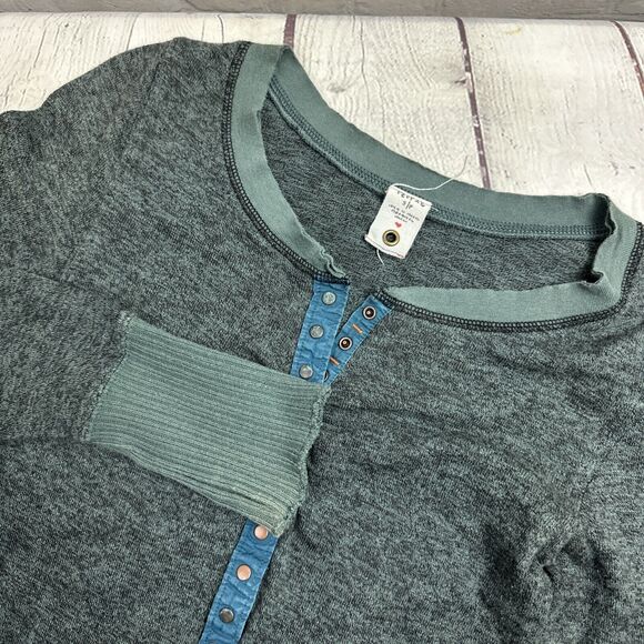 FREE PEOPLE Small Long Sleeve SNAP Up Green Knit Women Shirt Top Ribbed‎ - Picture 1 of 12